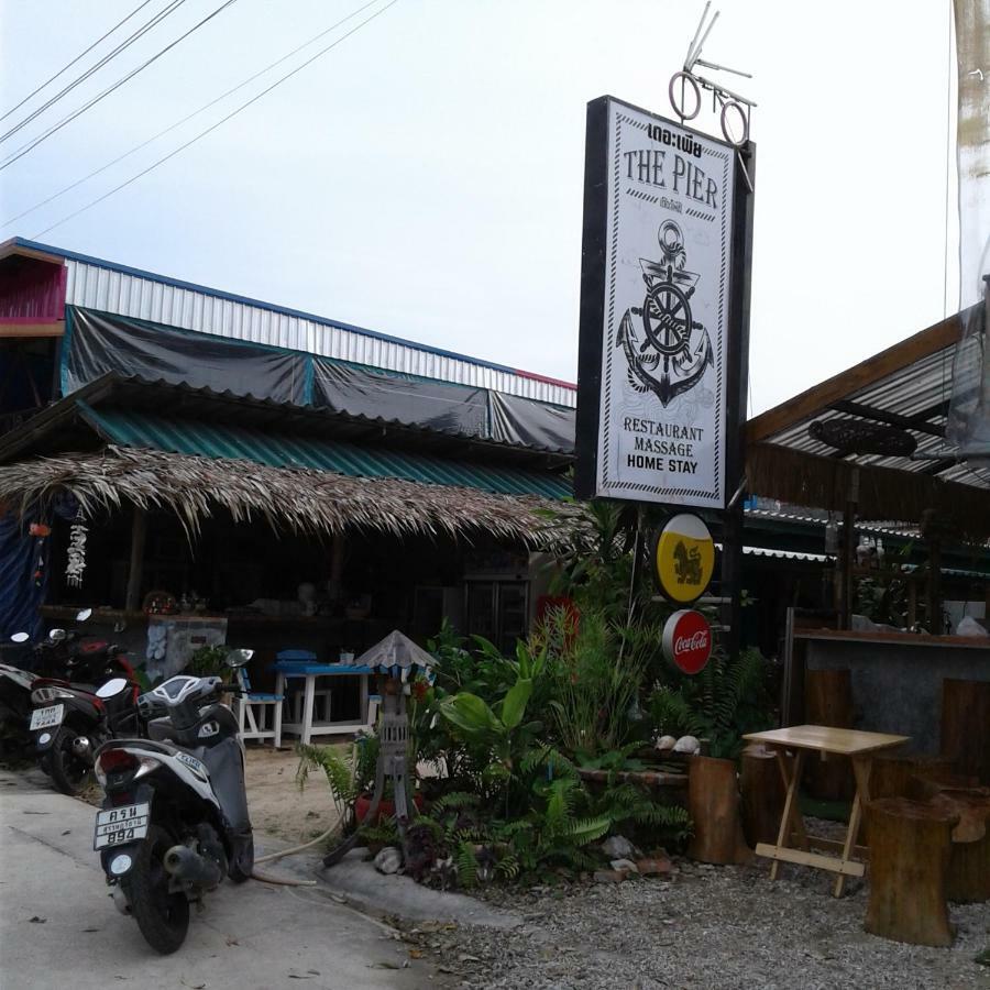 The Pier Homestay Thongsala Exterior photo