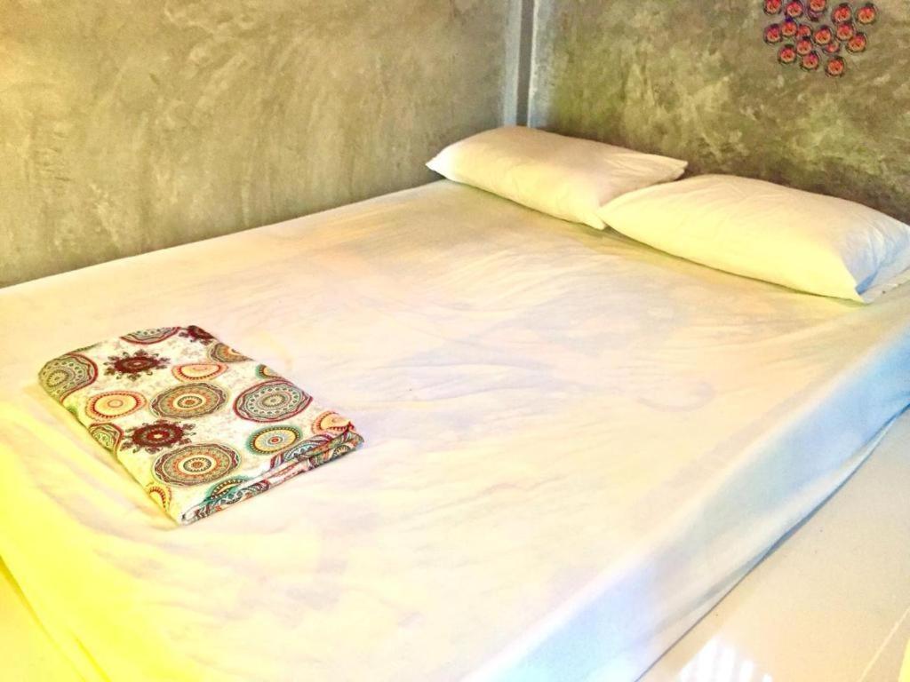 The Pier Homestay Thongsala Exterior photo